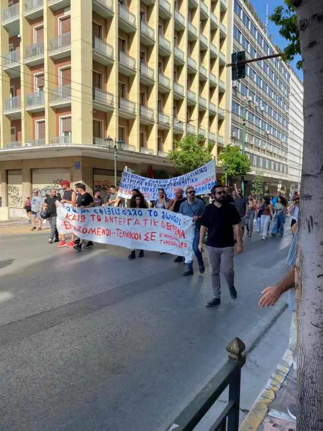 Arbeitsnehmer in Griechenland demonstrieren gegen ein neues Arbeitsgesetz