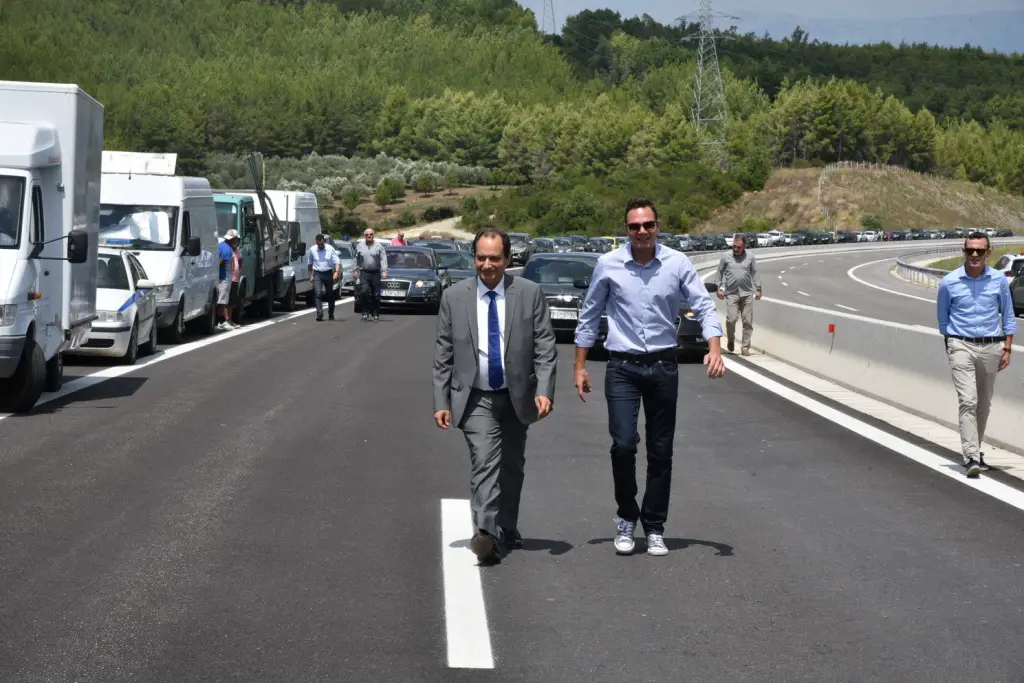 170822Ionia Odos3 SMALL