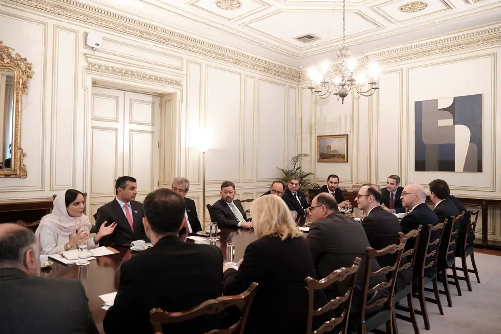 200220 Abu Dhabi 2 SMALL