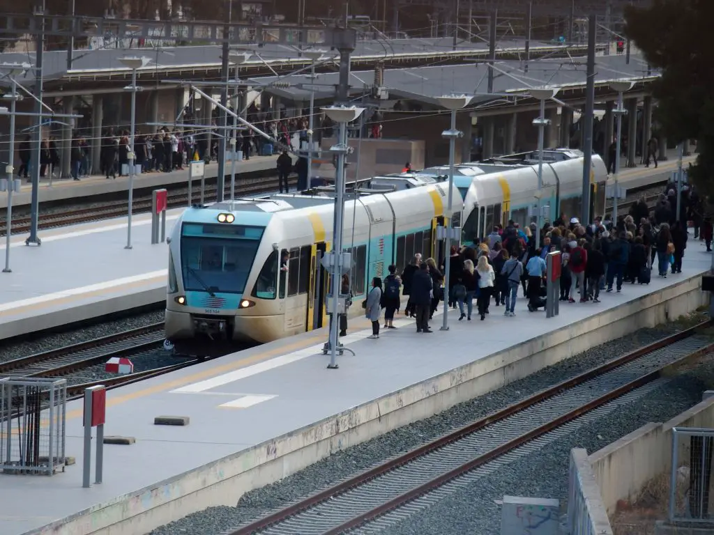 250506 Bahn SMALL