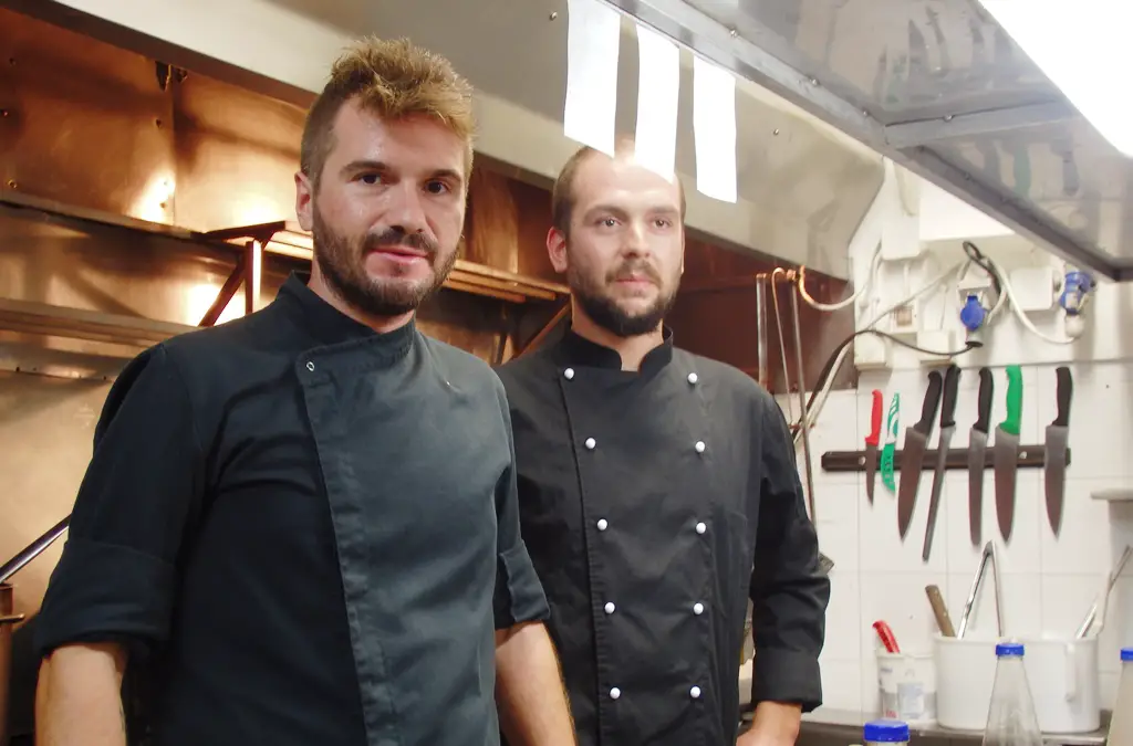 Chefs Nikos Gouplias und Jiannis Bissas small