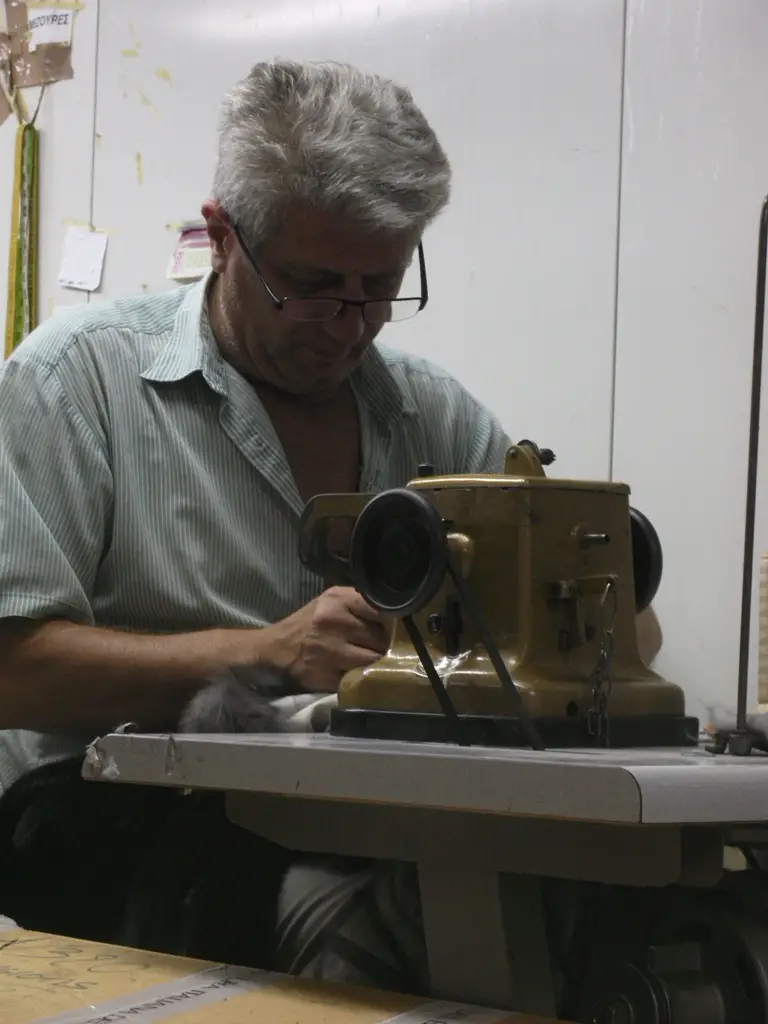 Kastoria - in der Kuerchnerwerkstatt - Milona small