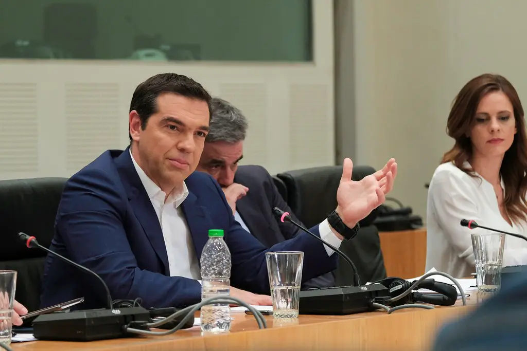 190508 Tsipras 2 SMALL