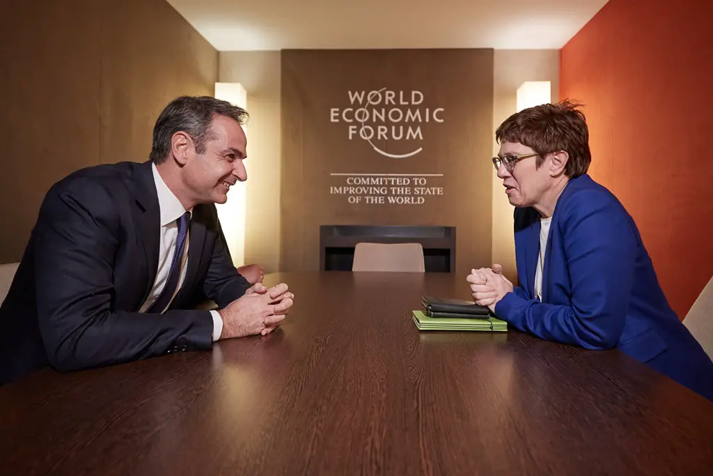 200124 Davos 4 SMALL