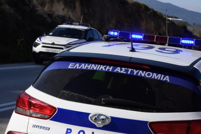 Unser Archivfoto (© Eurokinissi) zeigt Streifenwagen der Griechischen Polizei (ELAS) während eines Einsatzes. 