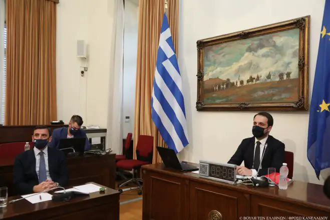 Fotos (© Pressebüro des griechischen Parlaments)