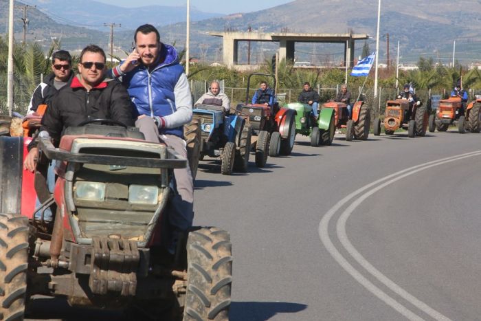 Die Bauern machen Druck: Rollen nun die Traktoren nach Athen?