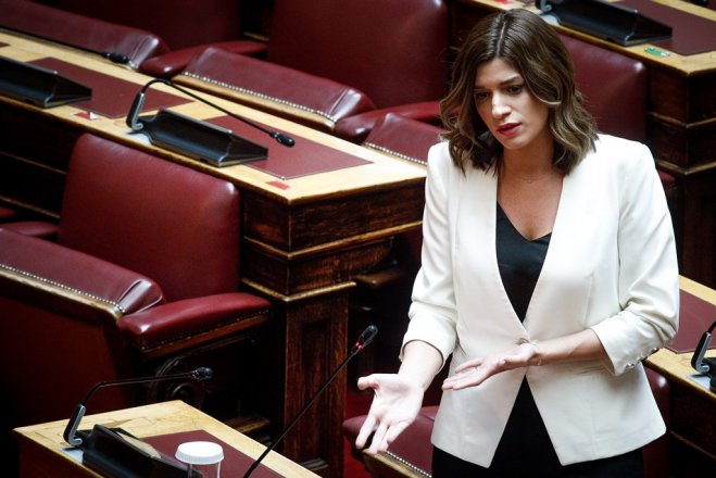 Unser Archivfoto (© Eurokinissi) zeigt die SYRIZA-Parlamentarierin Katerina Notopoulou.