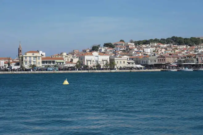 Unser Archivfoto (© Eurokinissi) zeigt die Hafenstadt Mytilini auf der Insel Lesbos.