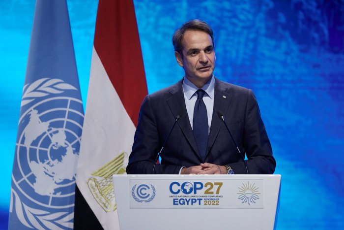 Unser Foto (© Eurokinissi) zeigt Premierminister Kyriakos Mitsotakis während der UN-Klimakonferenz in Ägypten.