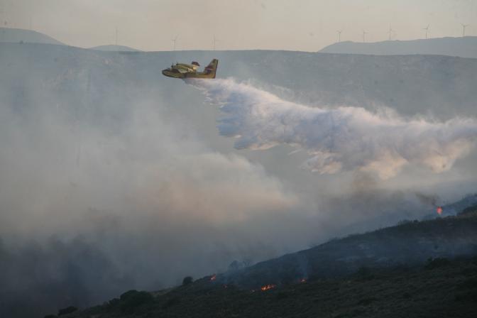 Waldbrände unter Kontrolle – erhöhte Brandgefahr in vielen Landesteilen
