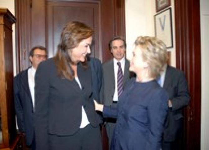 Außenministerin Bakojanni schickt Ankara eine Warnung aus Washington