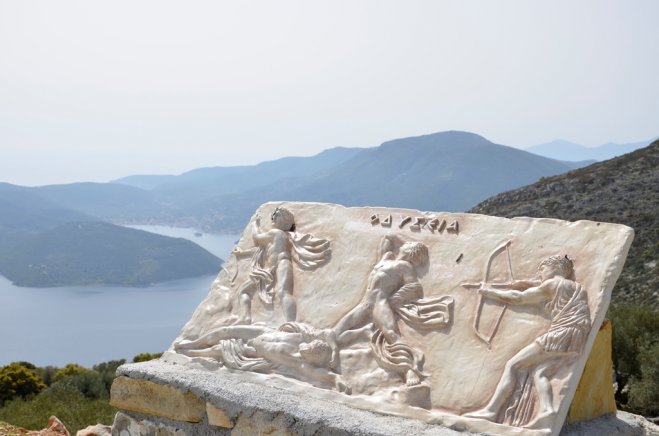 Unser Archivfoto (Griechenland Zeitung / Jan Hübel) entstand auf der Insel Ithaka im Ionischen Meer; Ithaka galt als die Heimat von Odysseus.