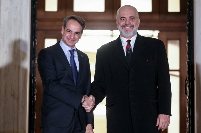 Das Treffen beider Regierungschefs, links Griechenlands Premierminister Kyriakos Mitsotakis, rechts sein albanische Kollege Edi Rama (© Eurokinissi)