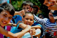 Athener Händler sammeln Spielzeuge für Flüchtlingskinder