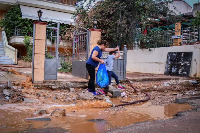 Unser Foto (©Eurokinissi) entstand am Dienstag (27.6) in Mandra in Westattika 