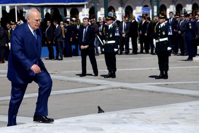 Griechenlands Staatspräsident in der Schweiz: das Gen des Demokrit
