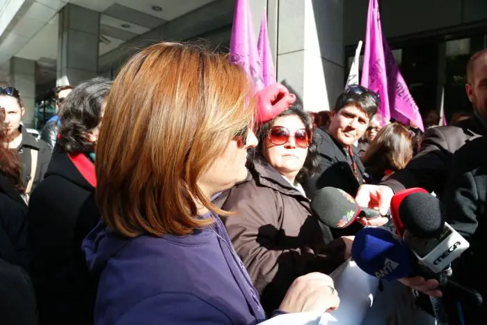 Wiedereinstellung ehemaliger Putzfrauen des Finanzministeriums verzögert sich