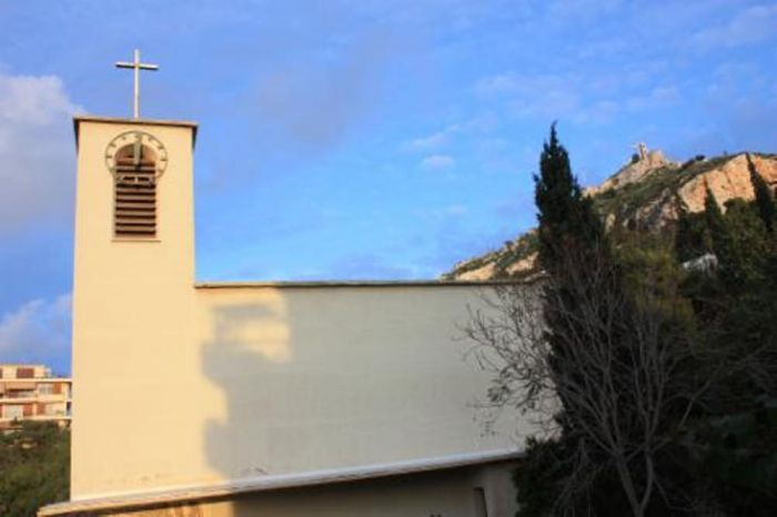 Das Foto (©Evangelischen Kirche Deutscher Sprache) zeigt die Evangelische Kirche in Athen.