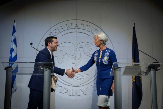 Unser Archivfoto (© Eurokinissi) zeigt Ministerpräsident Alexis Tsipras mit der IWF-Chefin Christine Lagarde.