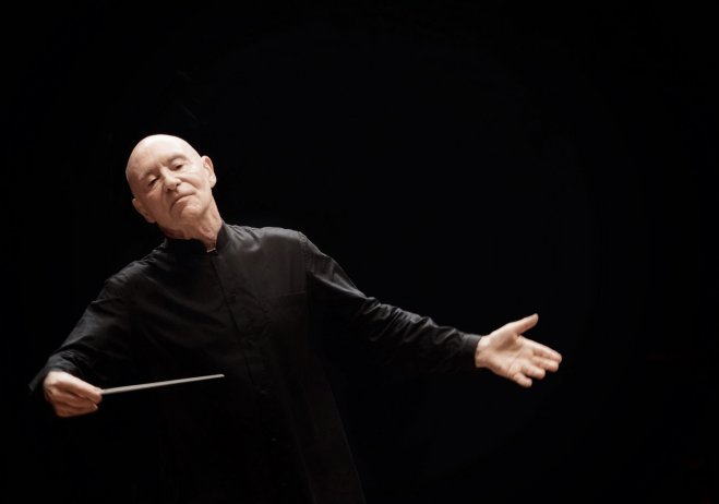 Foto (© uyo): Der international bekannte deutsche Dirigenten Christoph Eschenbach.