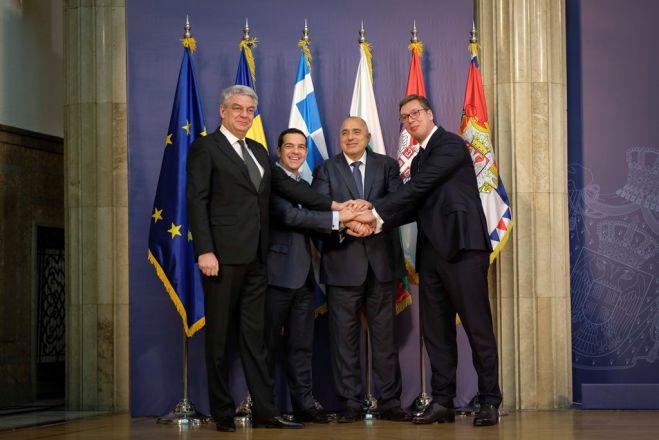 Unser Archivfoto (© Eurokinissi) entstand während des Vierländertreffens Griechenland-Bulgarien-Serbien-Rumänien am 9. Dezember 2017. 2.v.l.: Griechenlands Ministerpräsident Alexis Tsipras.