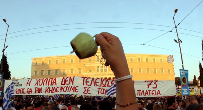 Griechenland: Vertrauensfrage um Mitternacht im Parlament