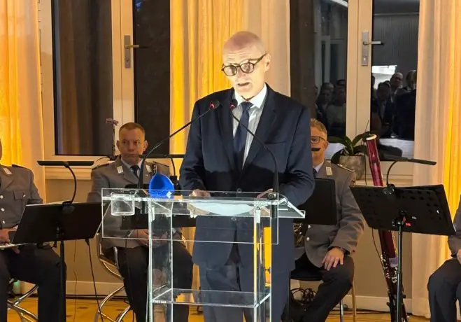 Botschafter Andreas Kindl (Foto: db athen)