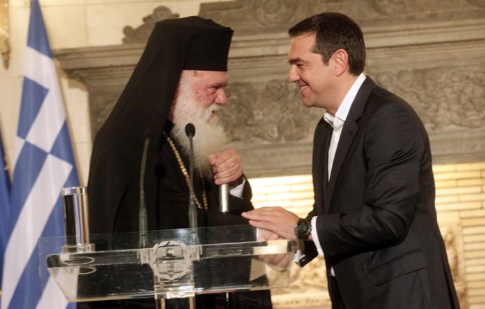 Unser Foto (© Eurokinissi) ist am 6. November während des Treffens zwischen Ministerpräsident Alexis Tsipras und Hieronymus, Erzbischof von Athen und ganz Griechenland, entstanden.