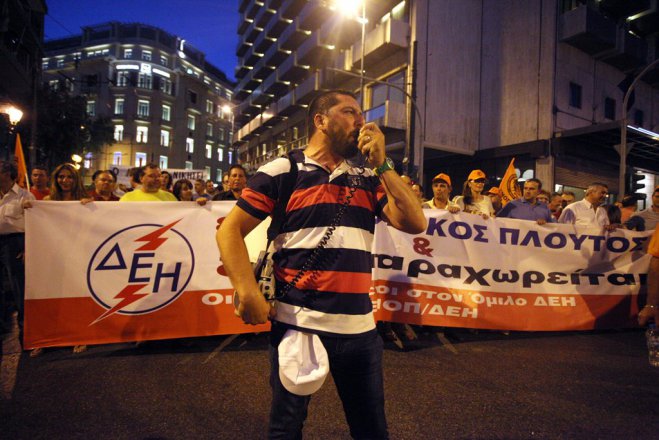 Unser Archivfoto (© Eurokinissi) entstand während einer Früheren Demonstration von Gewerkschaftern der GENOP im Athener Zentrum.