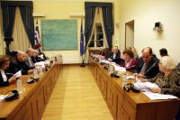 Reiche und arme Politiker: Vermögenserklärung in der Öffentlichkeit 