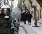 Griechische Polizei geht gegen Hausbesetzer-Szene vor 