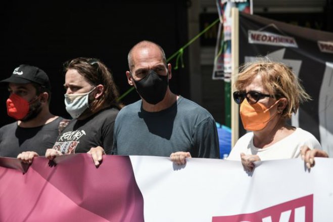 Unser Archivfoto (© Eurokinissi) zeigt den Parteichef der Partei MeRA25 Janis Varoufakis während einer Demonstration in Athen.