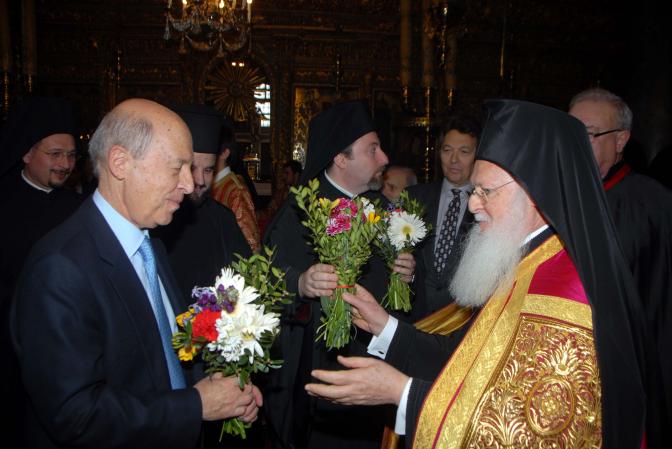 Ökomenischer Patriarch Bartholomaios I. empfängt früheren Ministerpräsidenten Griechenlands, Kostas Simitis