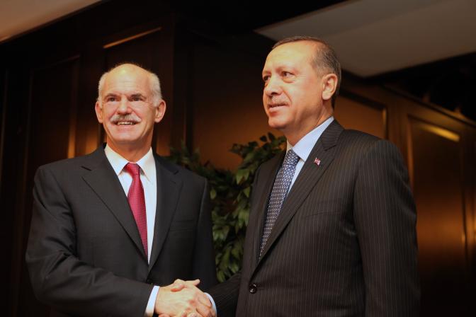 Griechenlands Premier stattet „historischen“ Besuch in der Türkei ab