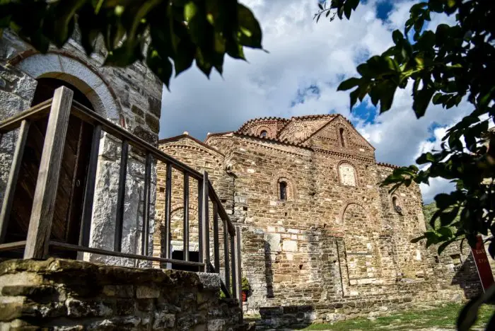 Unser Archivfoto (© Eurokinissi) zeigt eine byzantinische Kirche in Arta