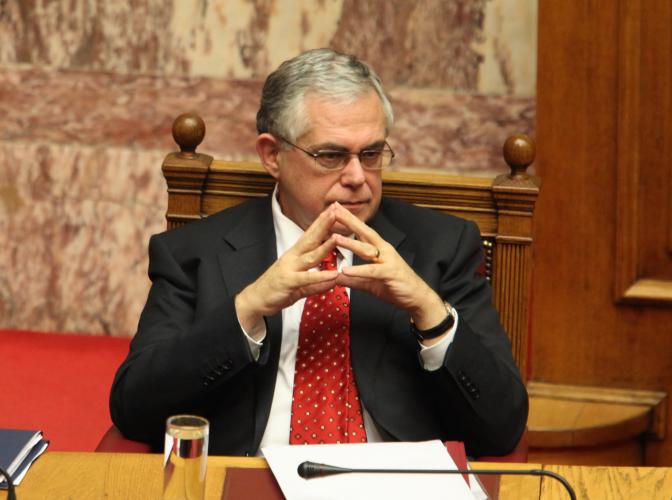 Regierung Papadimos erhält Vertrauen des Parlaments