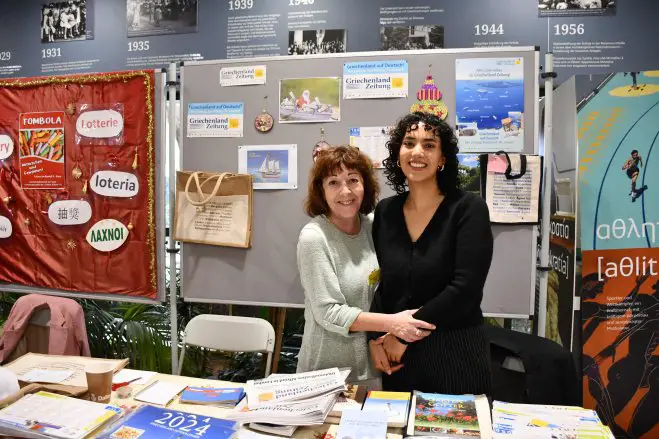 Die Griechenland Zeitung war natürlich auch in diesem Jahr mit einem Stand vertreten Foto (© Jan Hübel).