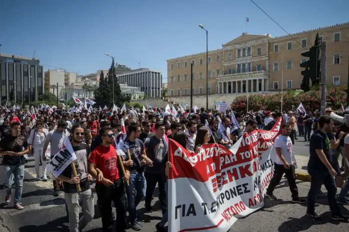 Kleinere Tumulte im Rahmen von Großkundgebung in Athen