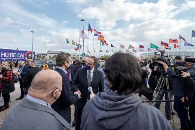 Unser Foto (© Pressebüro des Premierministers / Dimitris Papamitsos) entstand am Samstag (12.2.) bei der Horeca-Messe.