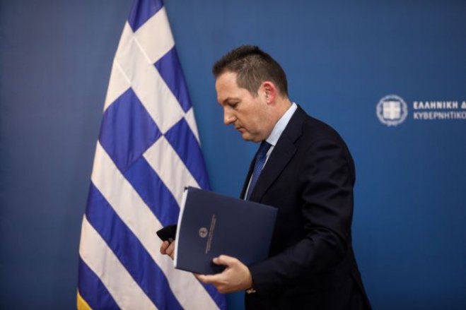 Unser Foto (© Eurokinissi) zeigt Regierungssprecher Stelios Petsas.