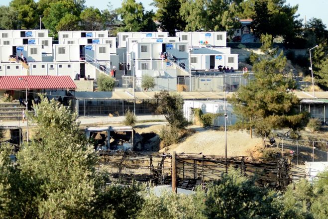 Unser Foto (© Eurokinissi) zeigt ein Flüchtlingslager in Moria, auf Lesbos.