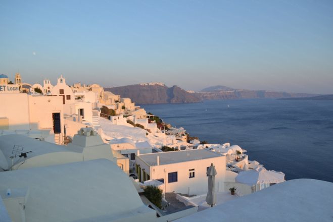 Romantische Insel in Griechenland mit spektakulärem Sonneutergang