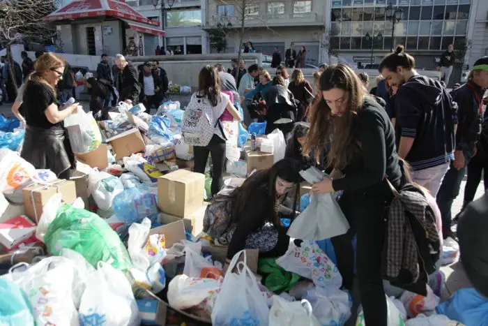 Große Solidaritätsbekundung in Athen mit Flüchtlingen
