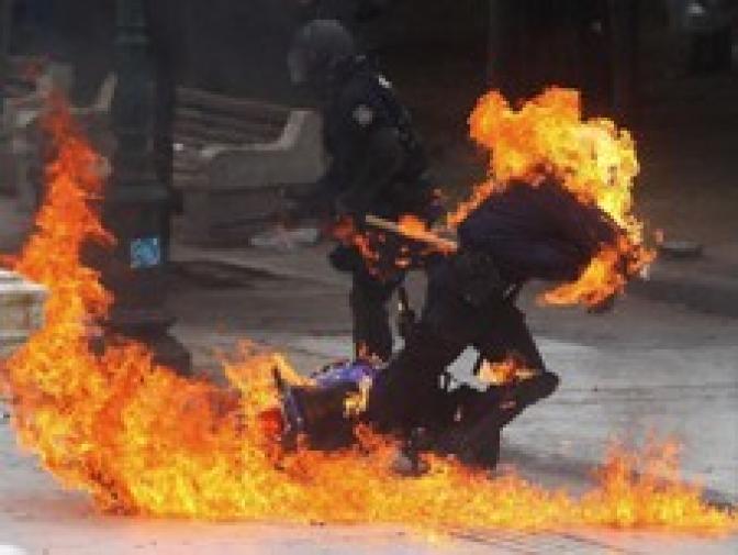 Generalstreik, friedliche Kundgebungen und Ausschreitungen in Griechenland