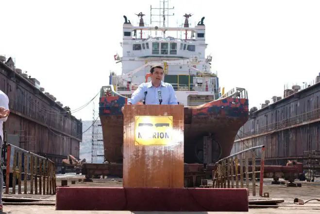 Die Fotos (© Pressebüro des Ministerpräsidenten / Andrea Bonetti) zeigen Ministerpräsident Alexis Tsipras auf der Insel Syros. 