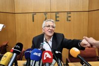 Vorwürfe wegen Veruntreuung von Geldern: Gewerkschaftschef geht in die Offensive