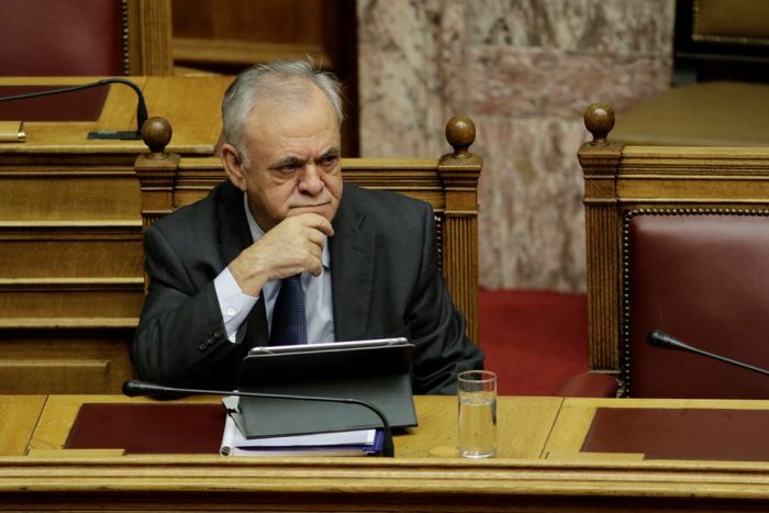 Unser Archivfoto (© Eurokinissi) zeigt den griechischen Vize-Regierungschef Jannis Dragasakis im Parlament.