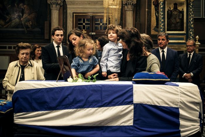 Aufbahrung des Leichnams von Mitsotakis in Athen – Beerdigung auf Kreta