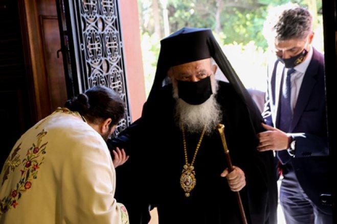 Der Erzbischof Athens Hieronymos wurde mit Covid-Symptomen in ein Krankenhaus eingeliefert (Foto: eurokinissi)